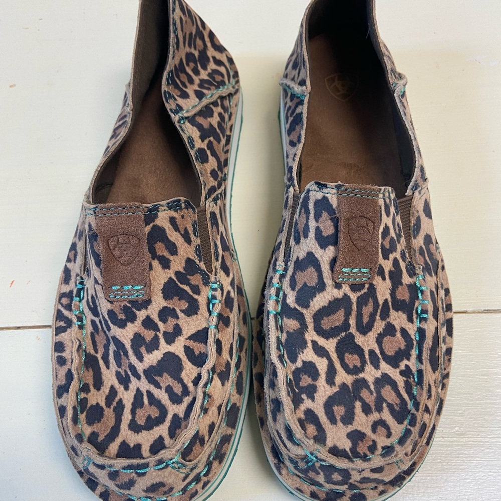 Ariat